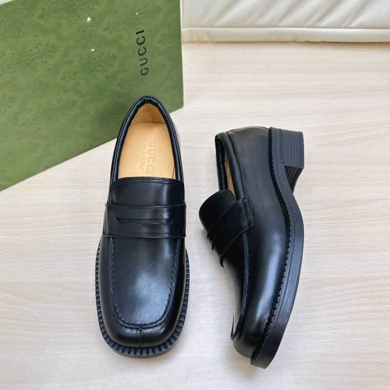 G*u*i leather shoes